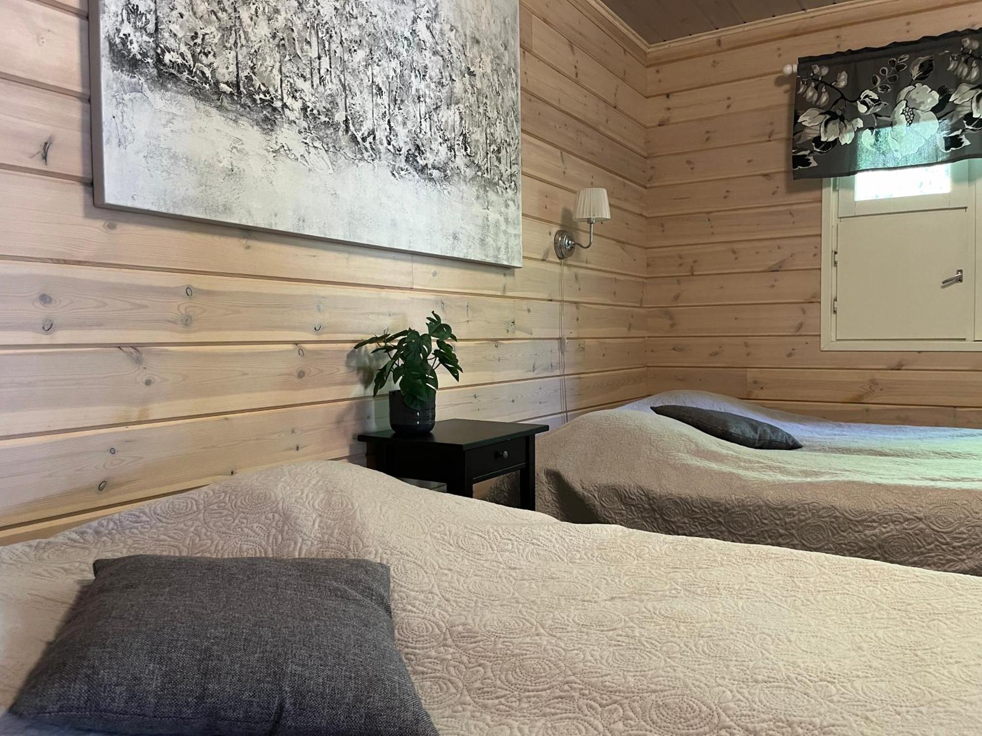 Ahosen Lomamoekit Villa Vikajärvi Buitenkant foto
